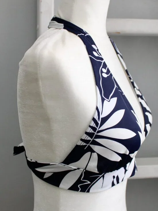 Cherokee VTG Y2K Coconut Girl Blue White Tropical Leaf Halter Bikini Top Small - Picture 2 of 5